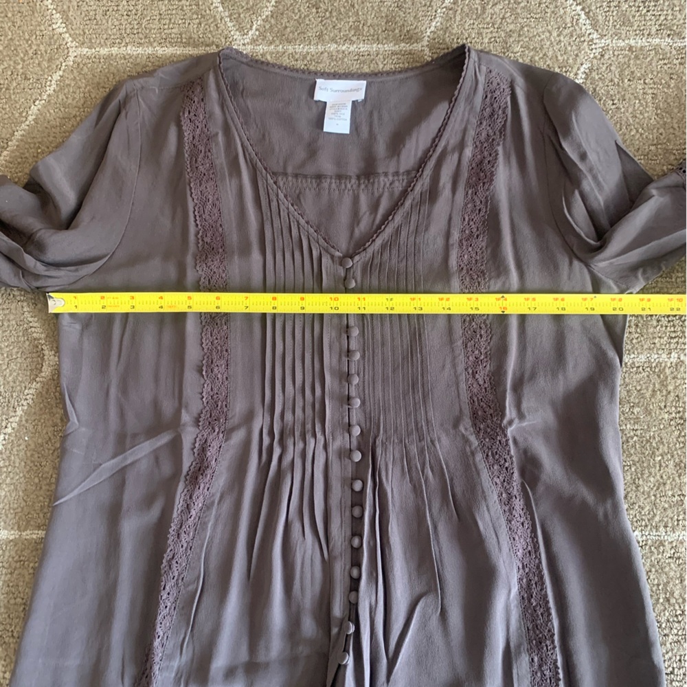 Soft Surroundings M Tunic Top Brown Silk Peasant Button Down Long Sleeve Pintuck - Picture 6 of 9